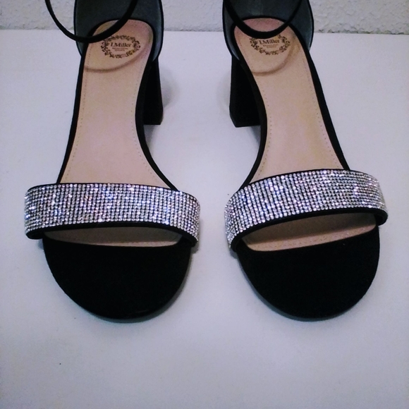 L Miller Black Faux Suede Rhinestone Toe Ankle Strap 2 1/2" Heels sz 11 M - Picture 4 of 8